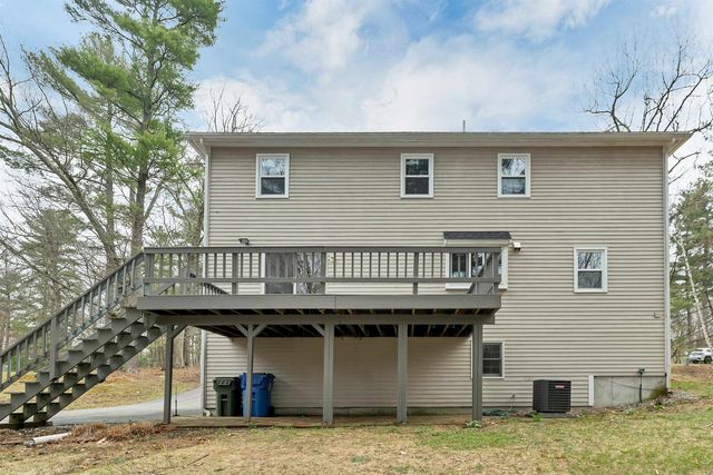 9 Isabella Drive, Londonderry, NH 03053