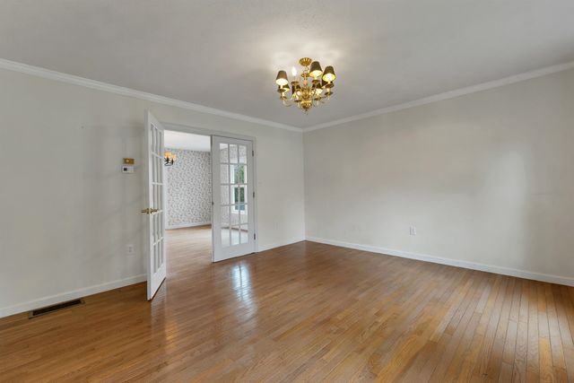 9 Isabella Drive, Londonderry, NH 03053