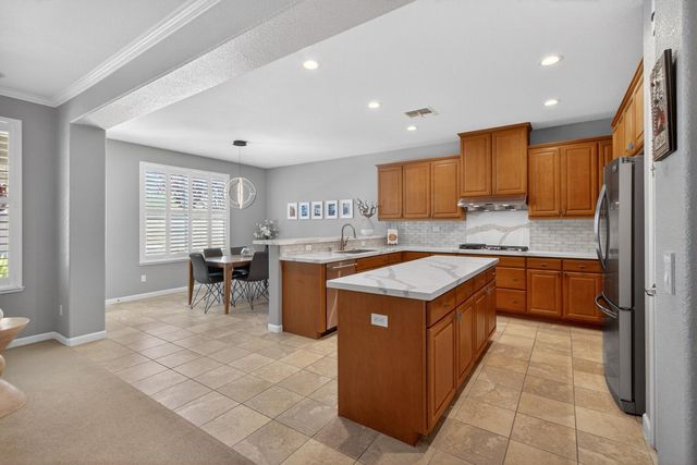 1338 Stoney Cross Ln, Lincoln, CA 95648