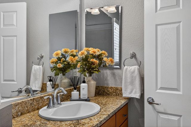 1338 Stoney Cross Ln, Lincoln, CA 95648