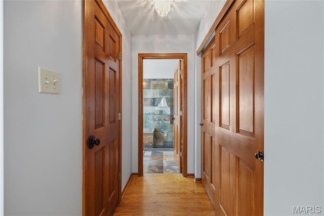 301 Arlington Glen Court, Fenton, MO 63026