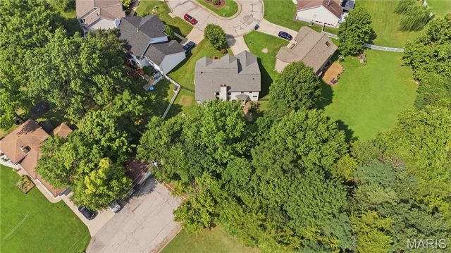 301 Arlington Glen Court, Fenton, MO 63026