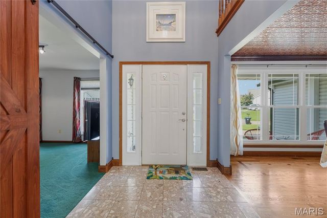 301 Arlington Glen Court, Fenton, MO 63026