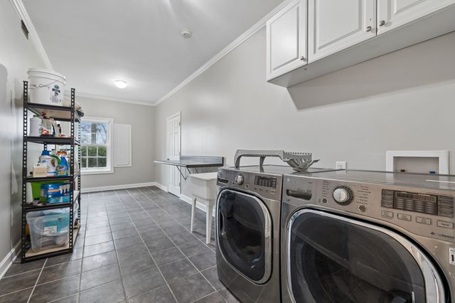 1019 Hilton Ln, Castalian Springs, TN 37031