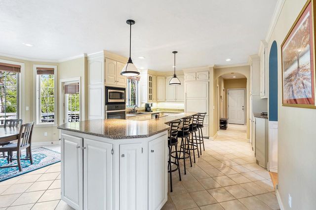 2964 S TELEMARK CIRCLE, Green Bay, WI 54313