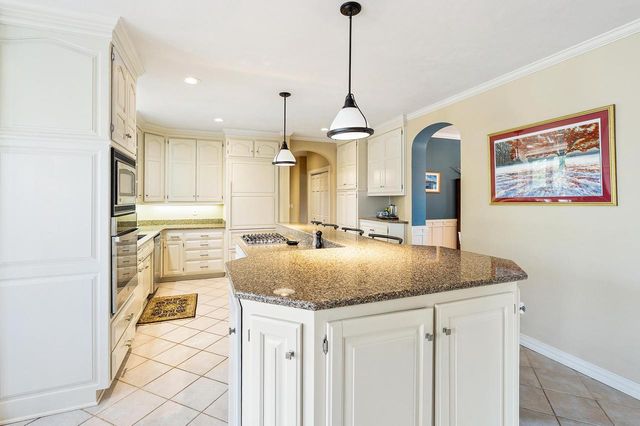 2964 S TELEMARK CIRCLE, Green Bay, WI 54313