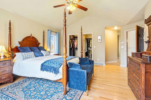 2964 S TELEMARK CIRCLE, Green Bay, WI 54313