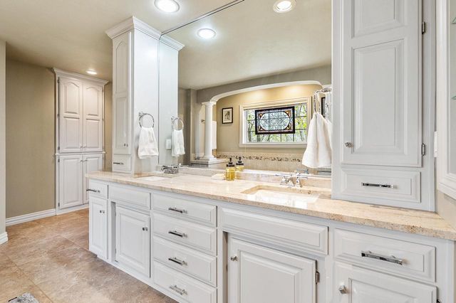 2964 S TELEMARK CIRCLE, Green Bay, WI 54313