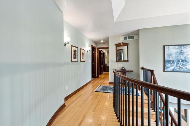 2964 S TELEMARK CIRCLE, Green Bay, WI 54313