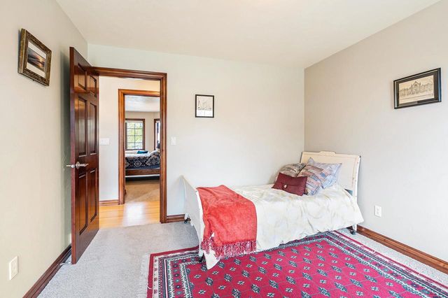 2964 S TELEMARK CIRCLE, Green Bay, WI 54313