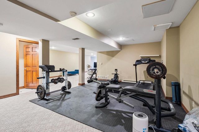 2964 S TELEMARK CIRCLE, Green Bay, WI 54313