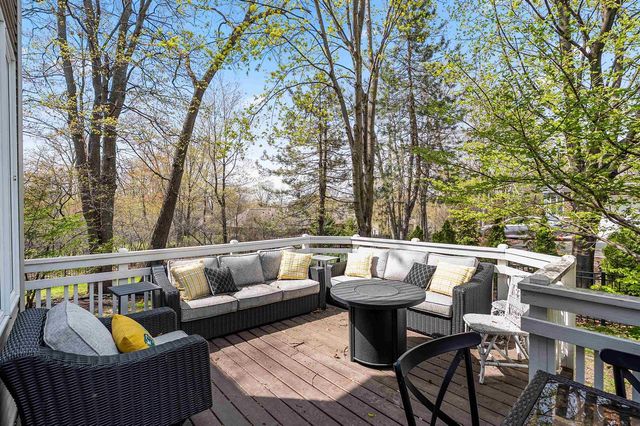 2964 S TELEMARK CIRCLE, Green Bay, WI 54313