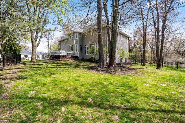 2964 S TELEMARK CIRCLE, Green Bay, WI 54313