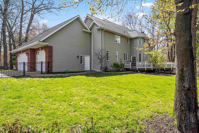 2964 S TELEMARK CIRCLE, Green Bay, WI 54313