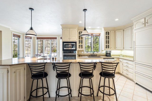 2964 S TELEMARK CIRCLE, Green Bay, WI 54313