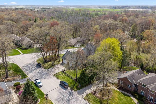 2964 S TELEMARK CIRCLE, Green Bay, WI 54313