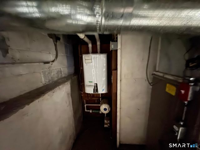 329 Bronson Road, Fairfield, CT 06890