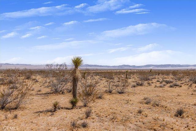 3 Ducor Avenue, Landers, CA 92285