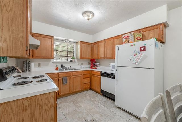 1806 Woodsman Drive A, College Station, TX 77840