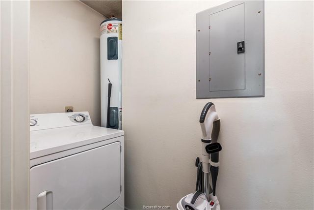 1806 Woodsman Drive A, College Station, TX 77840