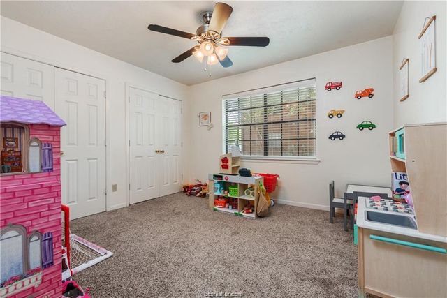 1806 Woodsman Drive A, College Station, TX 77840