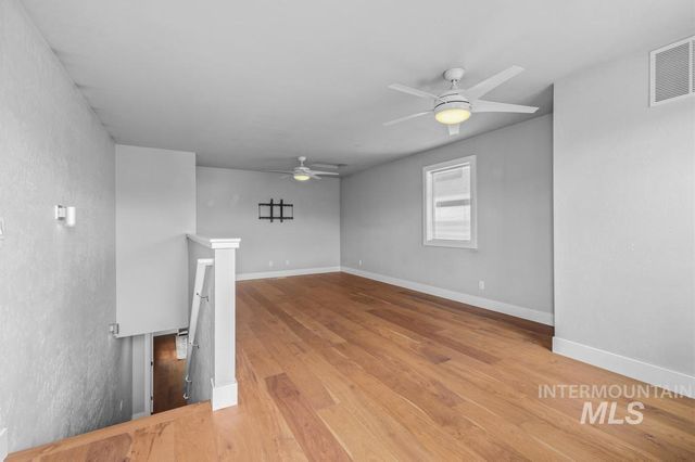 3690 N Adams Street, Garden City, ID 83714