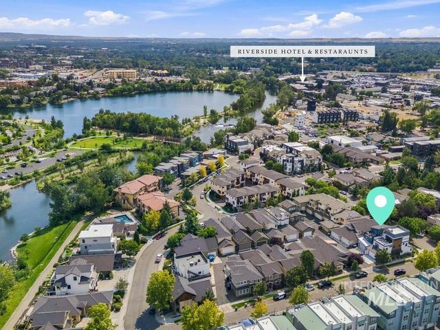 3690 N Adams Street, Garden City, ID 83714