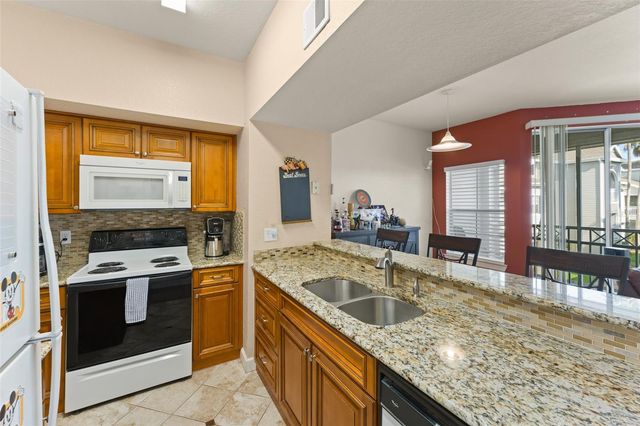 5055 CITY STREET 1626, Orlando, FL 32839