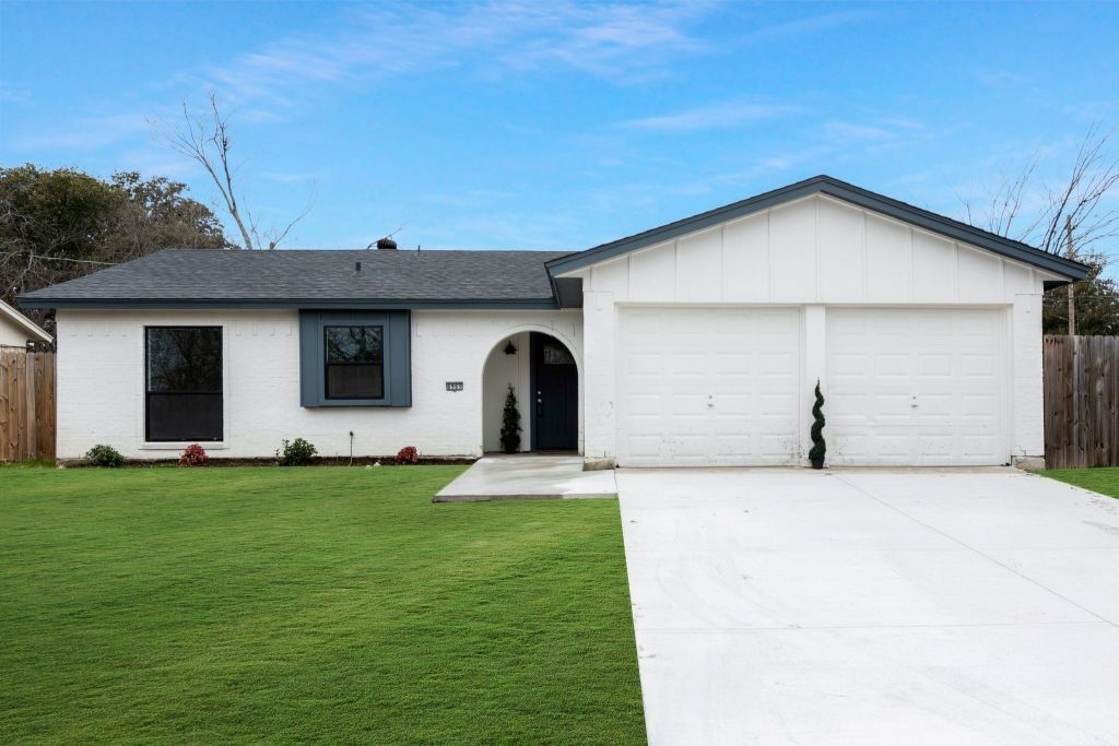 6965 Yorkston Street, Watauga, TX 76148