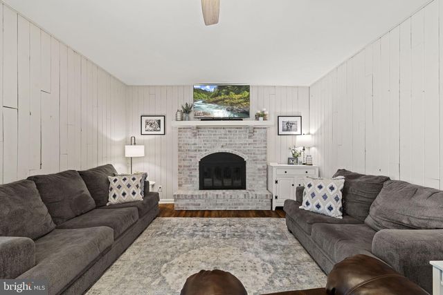 7 MALLARD DR, Tabernacle, NJ 08088