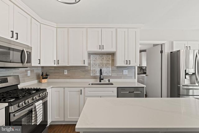 7 MALLARD DR, Tabernacle, NJ 08088