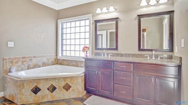 388 Depreast Road, Hartselle, AL 35640