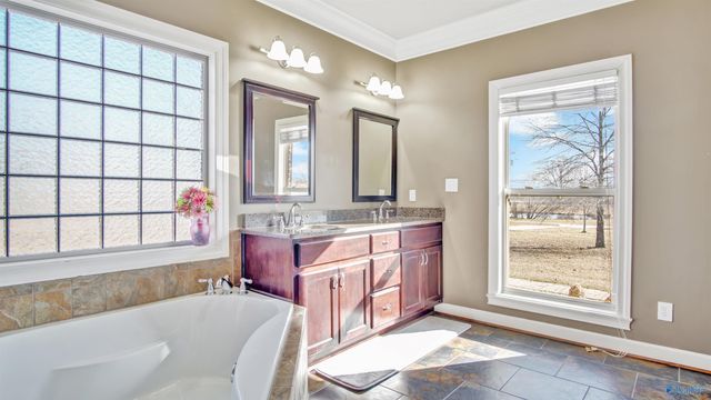 388 Depreast Road, Hartselle, AL 35640