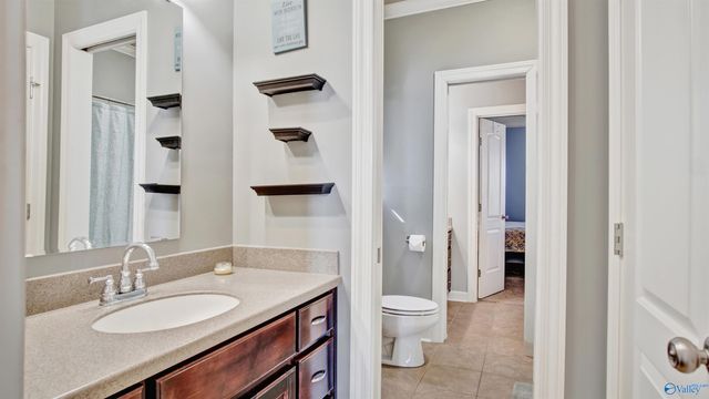 388 Depreast Road, Hartselle, AL 35640