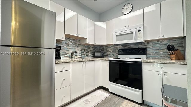 1967 S Ocean Blvd 329-D, Lauderdale By The Sea, FL 33062