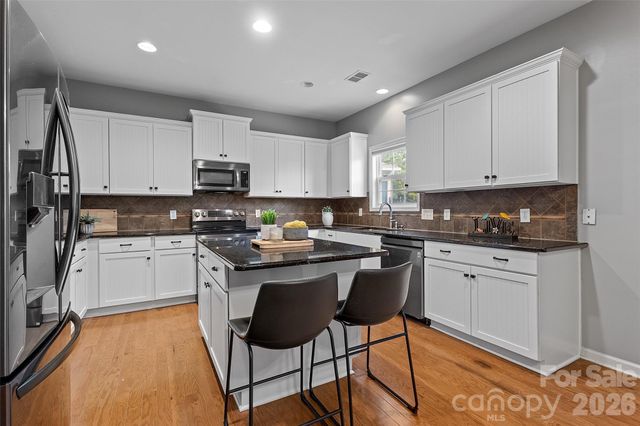 10515 Greenhead View Road, Charlotte, NC 28262