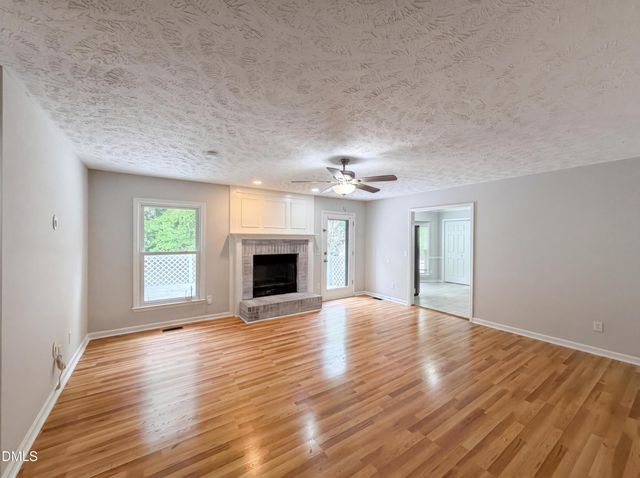 6921 Bone Creek Drive, Fayetteville, NC 28314