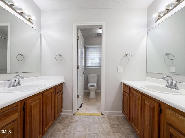 6921 Bone Creek Drive, Fayetteville, NC 28314