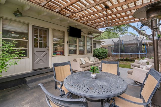 4337 Lanark Avenue, Fort Worth, TX 76109