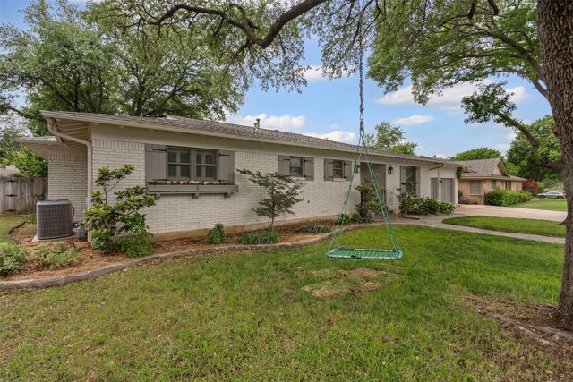 4337 Lanark Avenue, Fort Worth, TX 76109
