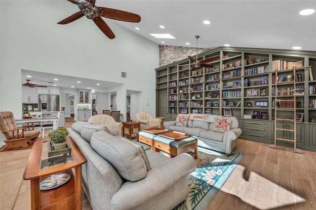 1211 62ND STREET NW, Bradenton, FL 34209