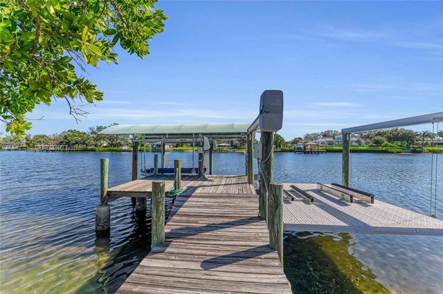 1211 62ND STREET NW, Bradenton, FL 34209