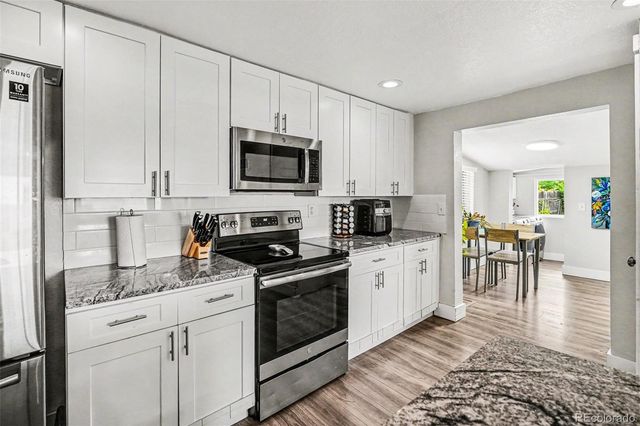 624 Stuart Street, Denver, CO 80204