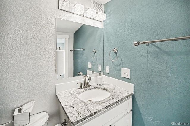 624 Stuart Street, Denver, CO 80204
