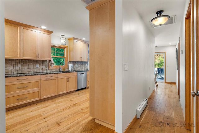 1009 Fonger Street, Sparta, MI 49345