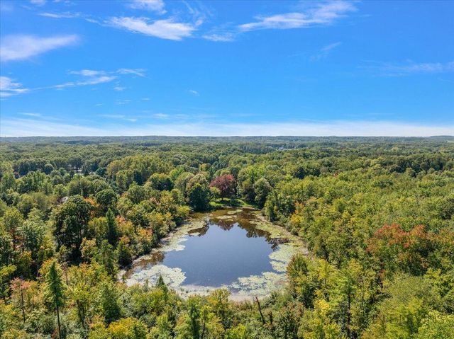 1009 Fonger Street, Sparta, MI 49345