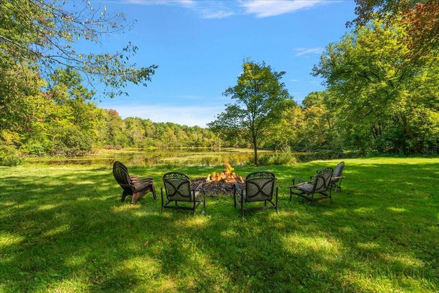 1009 Fonger Street, Sparta, MI 49345