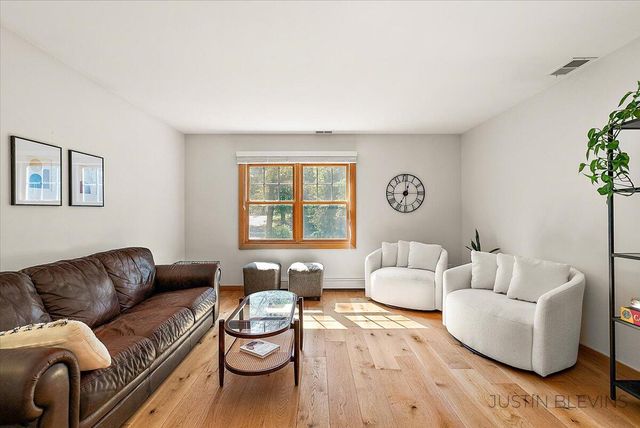 1009 Fonger Street, Sparta, MI 49345