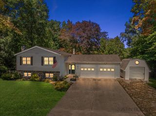 1009 Fonger Street, Sparta, MI 49345