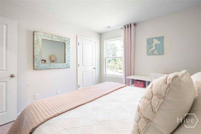 1077 Bergamot Road, Bloomingdale, GA 31302